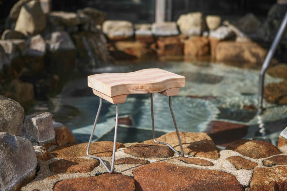 tonono バスチェアー(ヒノキ・ブラウン)