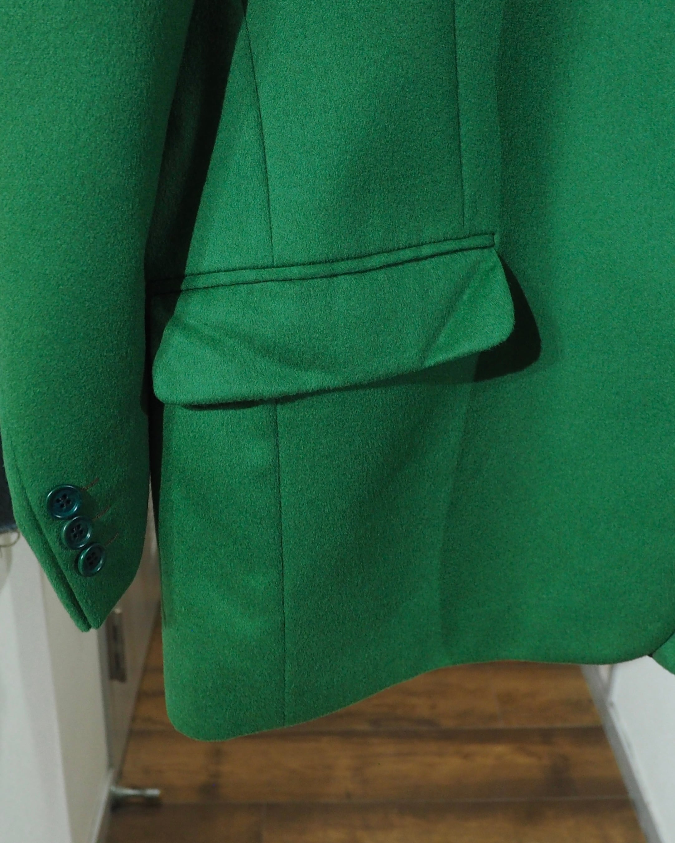 " Made in Italy - STUDIO FERRE " Beautiful Light Green Color Vintage Cashmere Mix Tailored Jacket