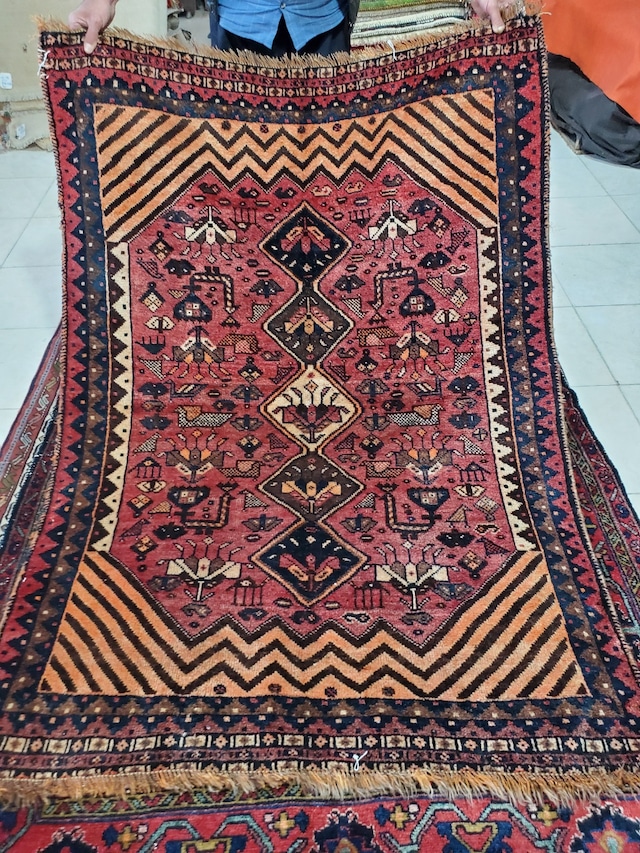 絨毯クエスト48【No.71】 ※現在、こちらの商品はイランに置いてあります。ご希望の方は先ずは在庫のご確認をお願いします。