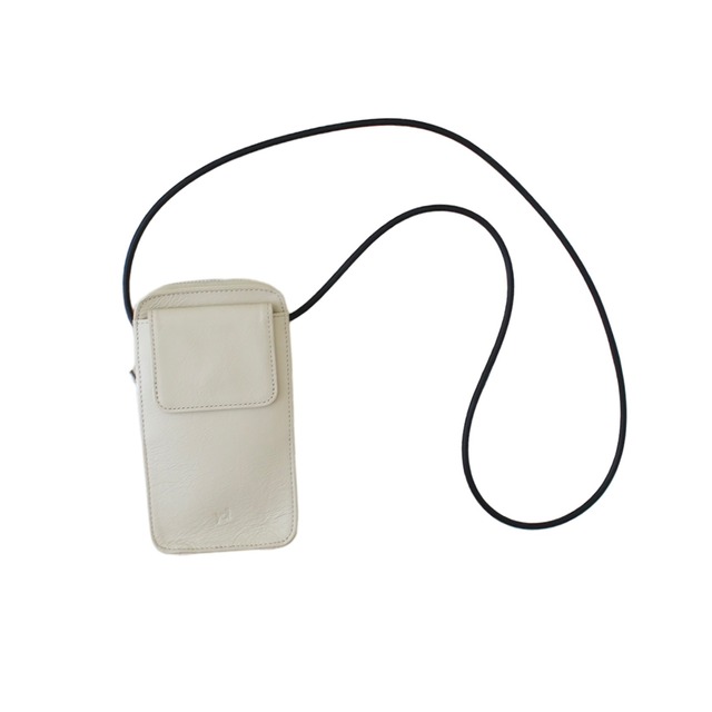 pouch bag / white