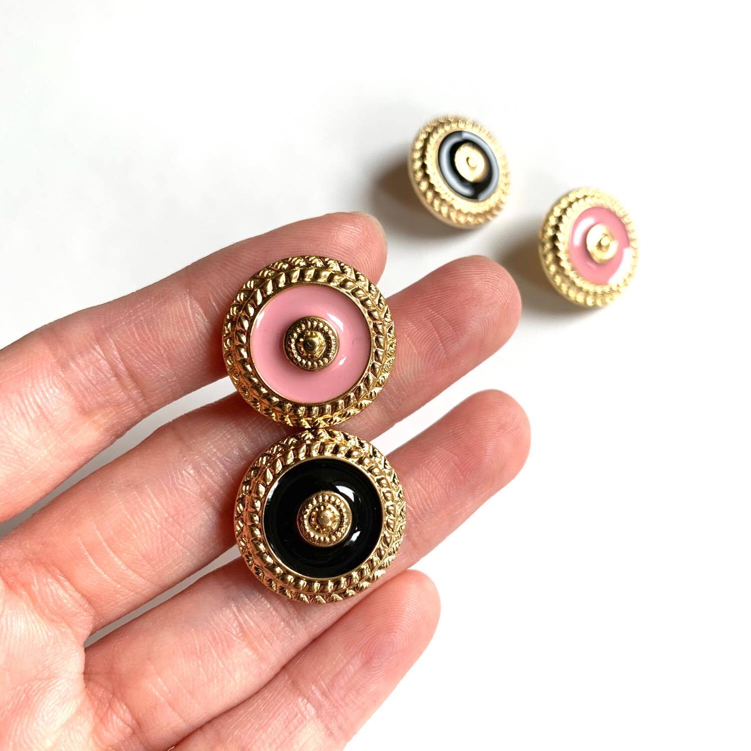 最終入荷〉60's 中央ゴールド点サークルカラーヴィンテージボタン