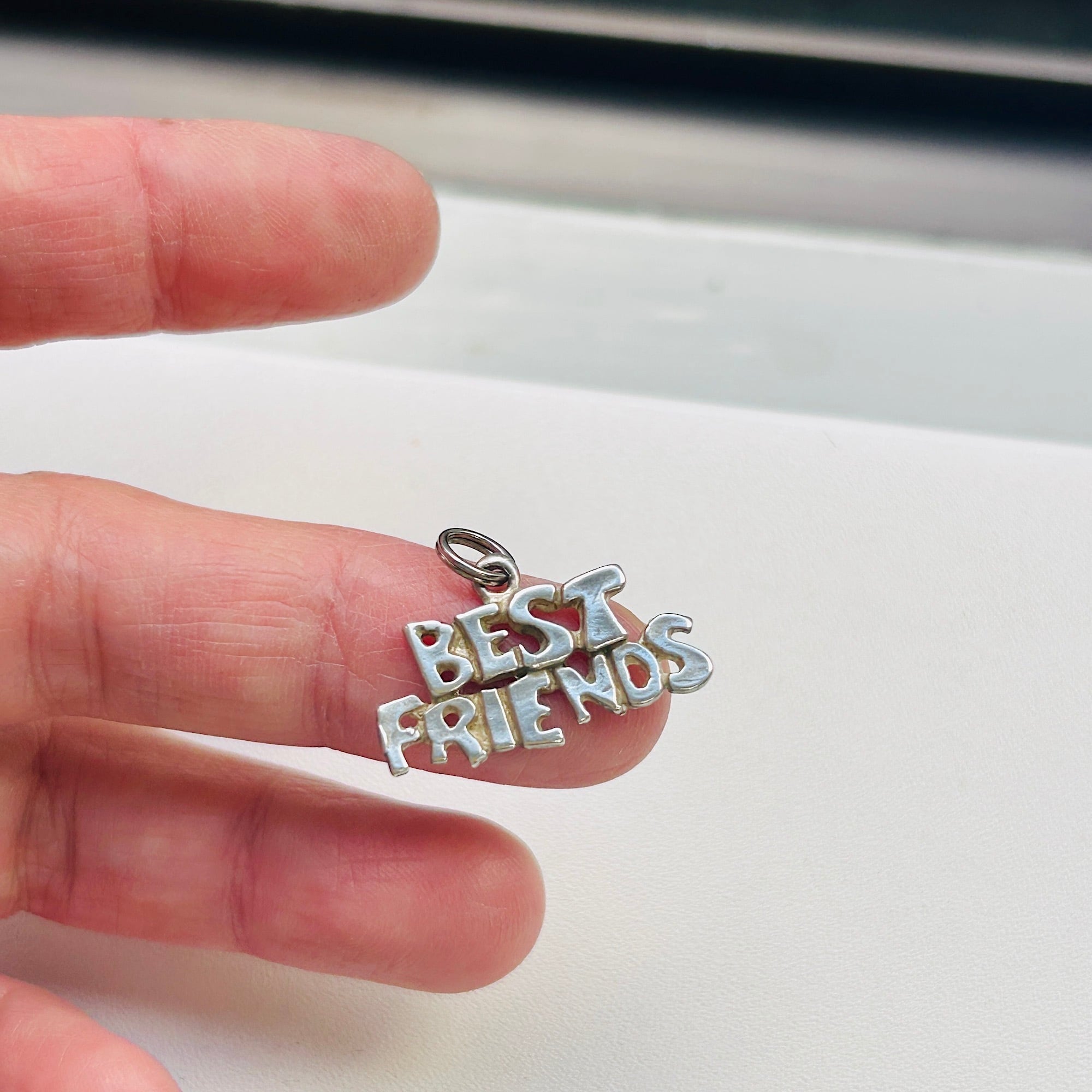 SILVER925 シルバー　130グラムオーバー　激レア　刻印有　希少 シルバー925 BEST FRIENDSチャーム | Milo Antiques & Vintage