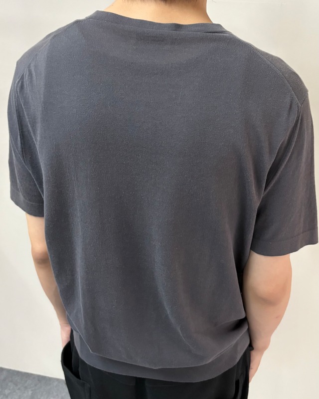 【HERMES】v neck basic T-shirt