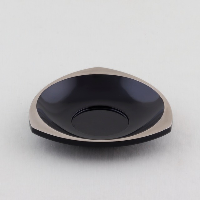 1608  輪島塗　茶托／三角形／黒塗／銀縁蒔絵／五枚組