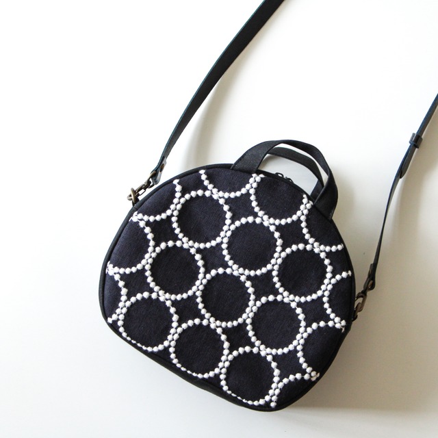 ラウンドバッグ　tambourine　navy
