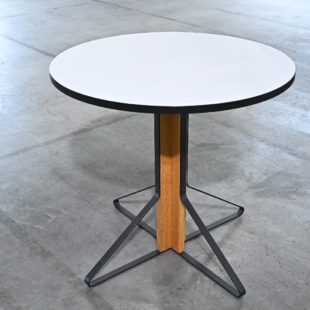 ASPLUND ジャーナルスタンダード×ワークプラス「コンパスレッグ デスク