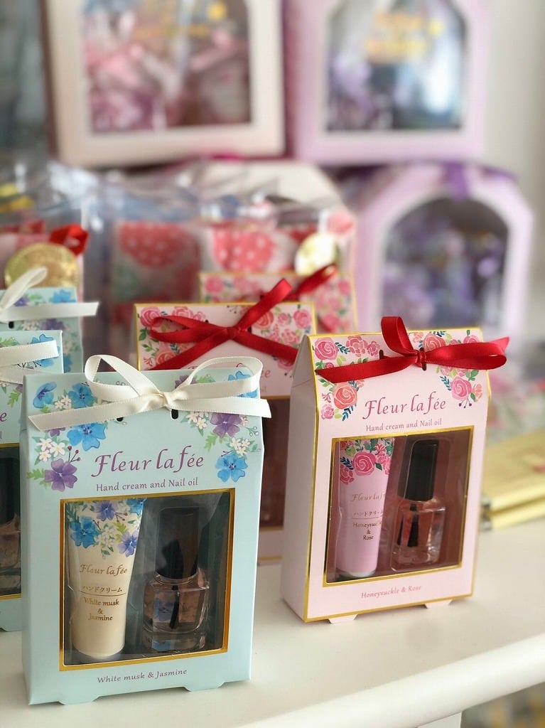 フルールラフェハンドクリーム ネイルオイル 小さな雑貨屋さん Qruli クルリ