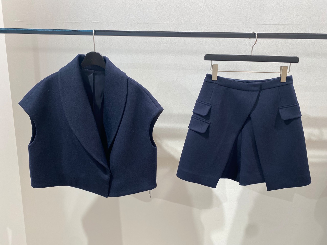 BORDERS at BALCONY MELTON WOOL SHORTS