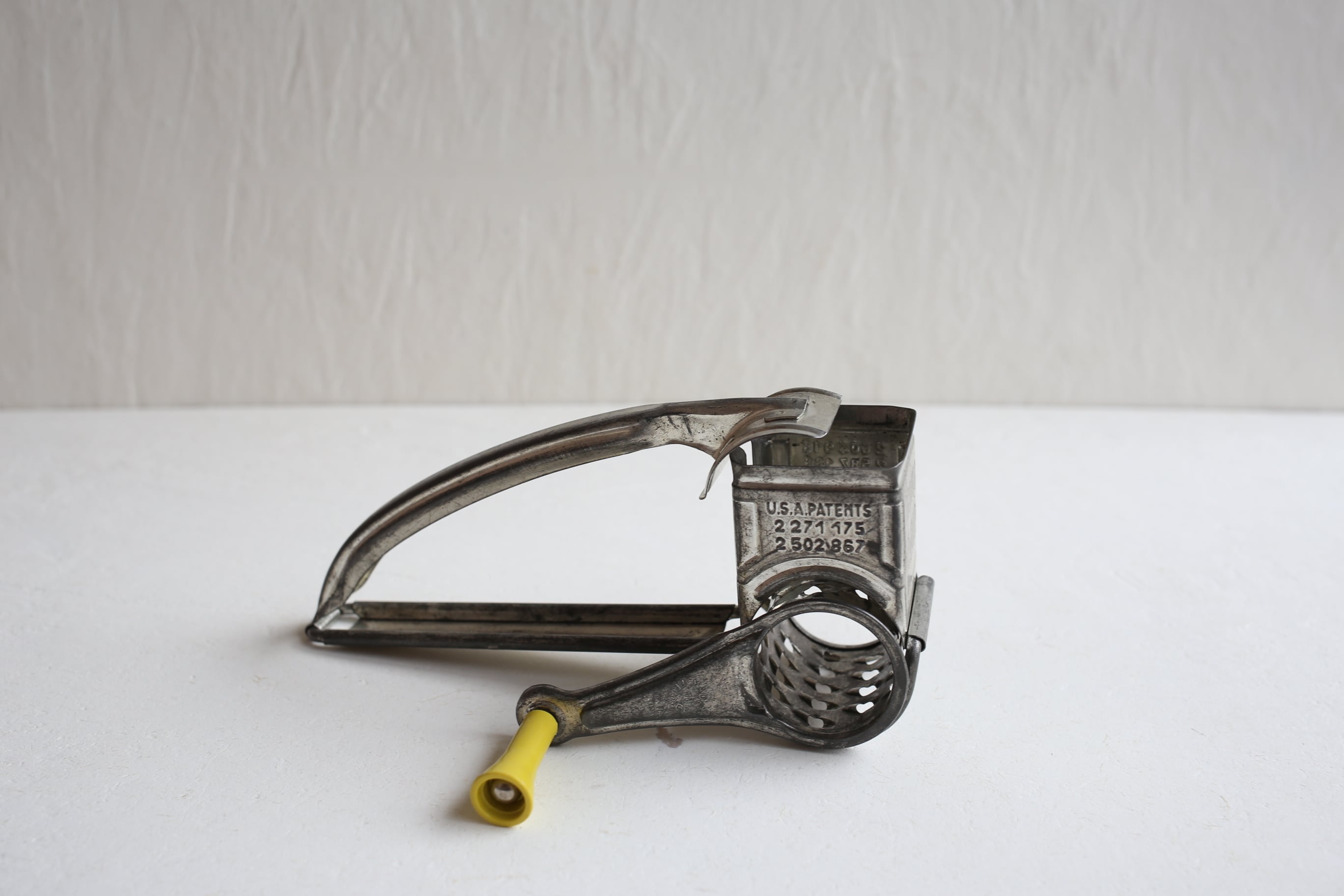 フランス アンティーク ヴィンテージ チーズグレーター チーズおろし