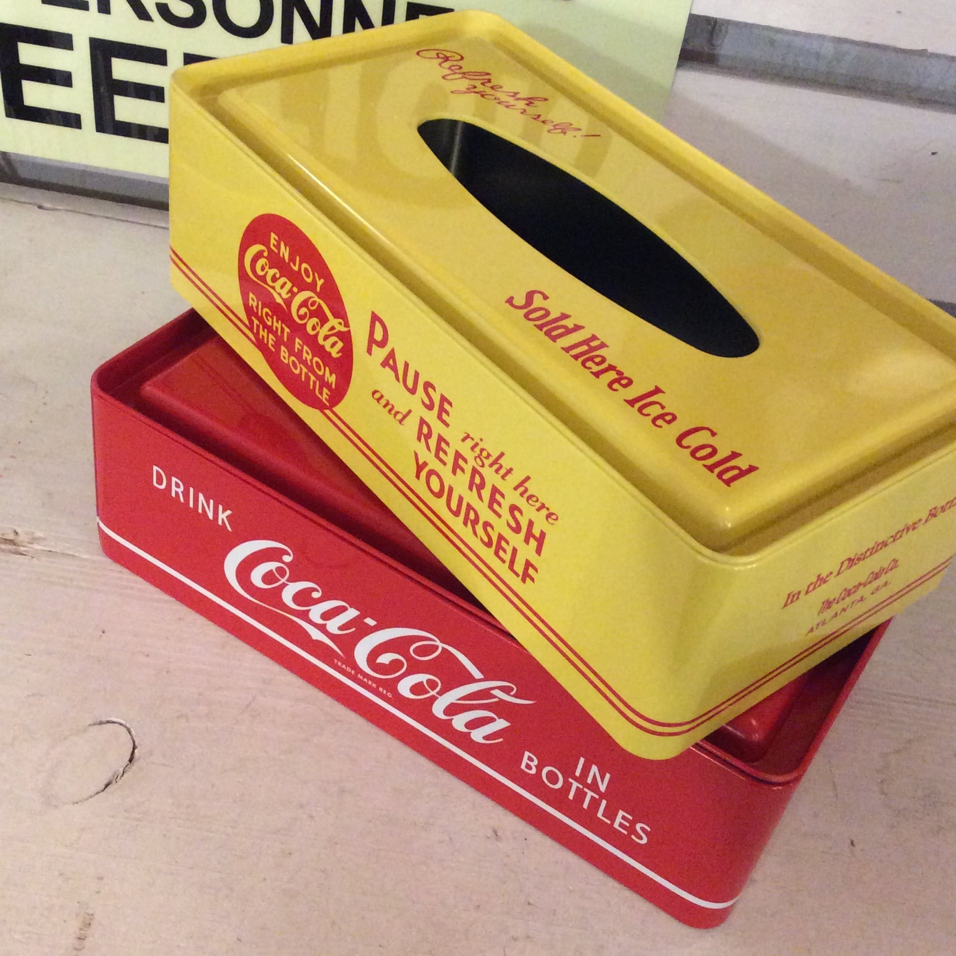 Coca-Cola TISSUE CASE コカ・コーラ ティッシュケース 雑貨株式会社