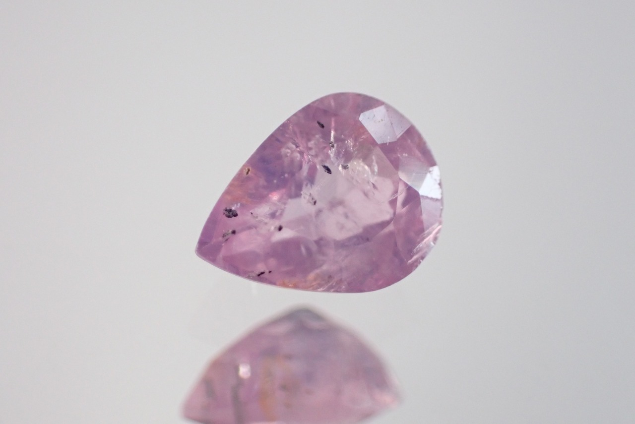 ピンクサファイア　0.86ct　[D10‐7]