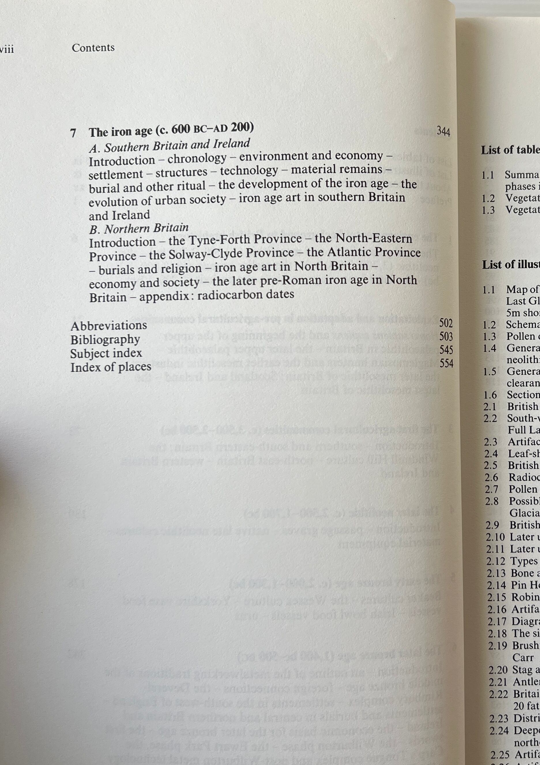 Introduction to British Prehistory: From the Arrival of Homo Sapiens to the Claudian Invasion / J. V. S. Megaw, D. A. Simpson / Leicester University Press