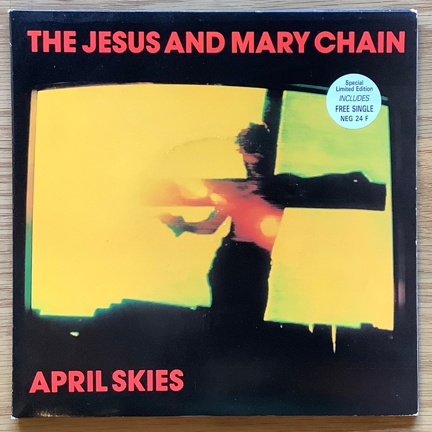 THE JESUS AND MARY CHAIN / A: APRIL SKIES / B: KILL SURF CITY