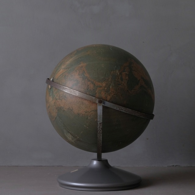 Globe