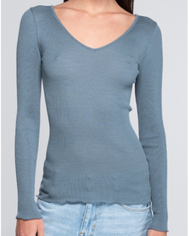 ウールシルク　Vネック　長袖  DUSTY BLUE ３サイズ