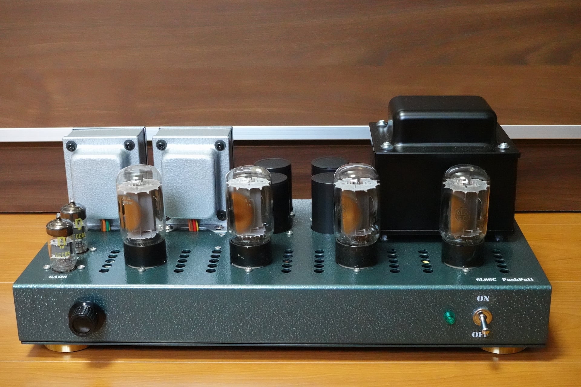 受注製作例＞6L6GCプッシュプルステレオアンプ 約20W 真空管アンプ 