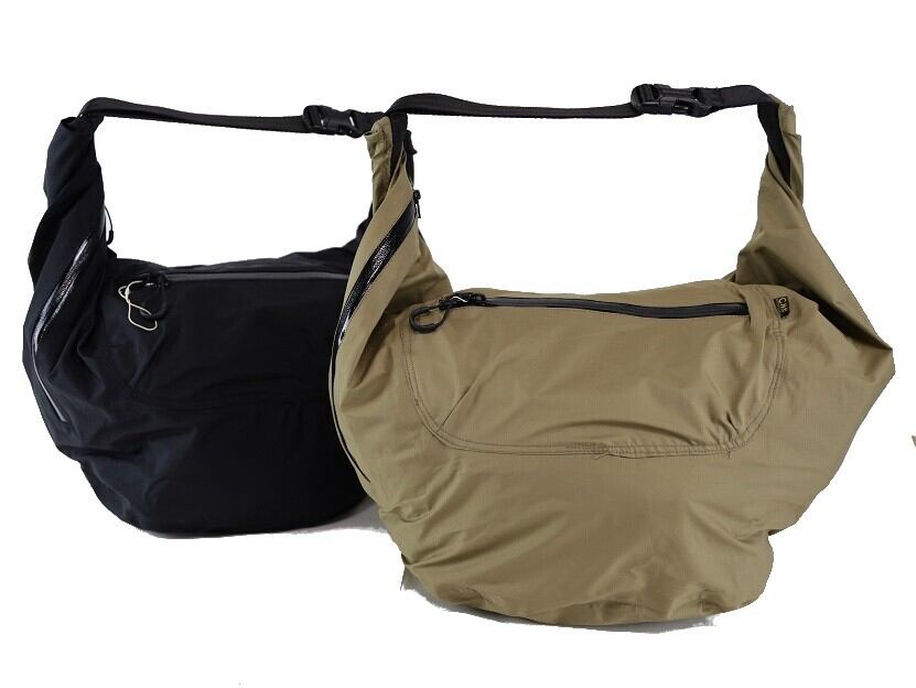 COMFY (コンフィ) COMFY OUTDOOR GARMENT ~3LAY ROLLBAG~