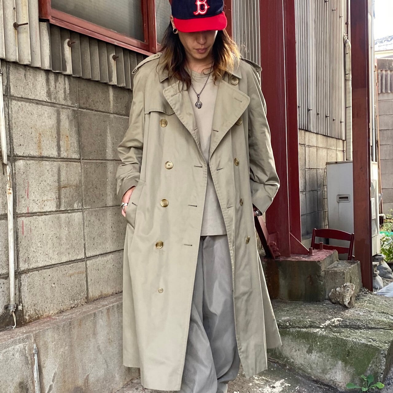 英国製 Burberry S バーバリー トレンチコート ヴィンテージ ビンテージ マキシ丈 裏地 バーバリーチェック ベージュ メンズl相当 古着 コート Al2110 Cave 古着屋 公式 古着通販サイト