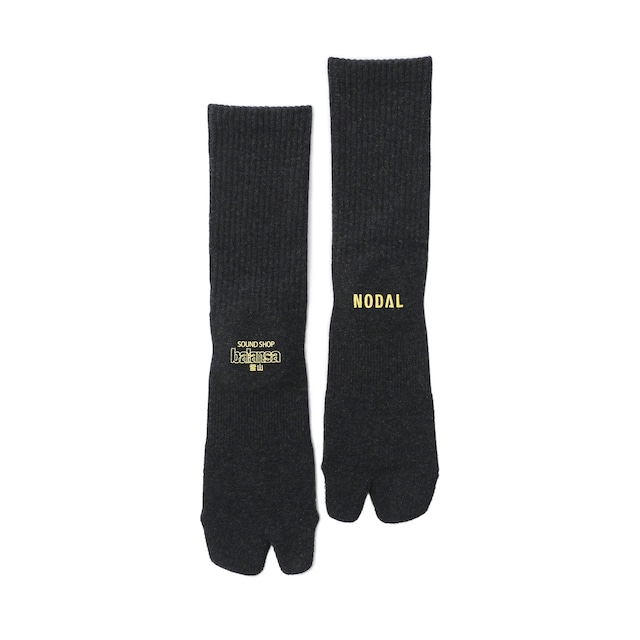 balansa × NODAL Plain Socks（Charcoal）