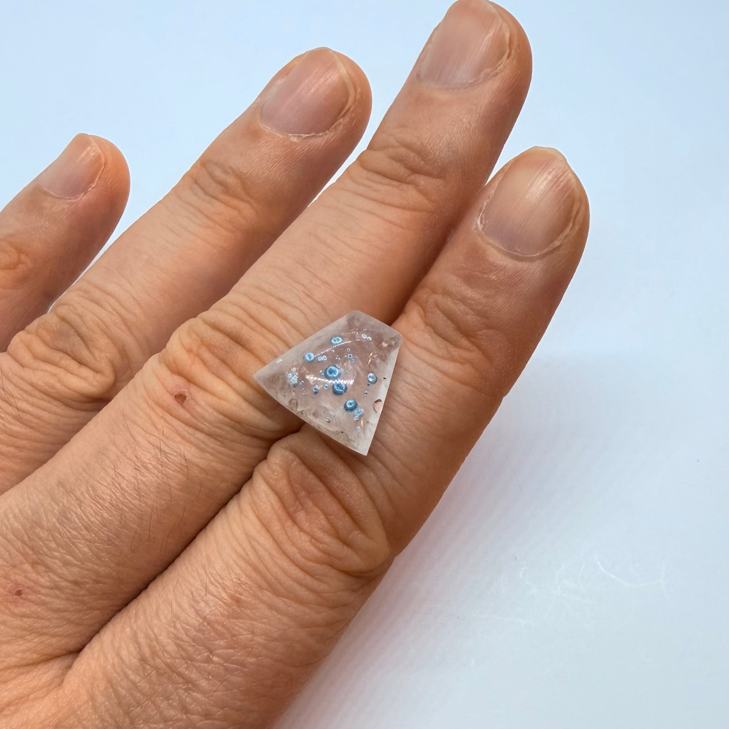 クオリティの高いギラライトインクオーツ