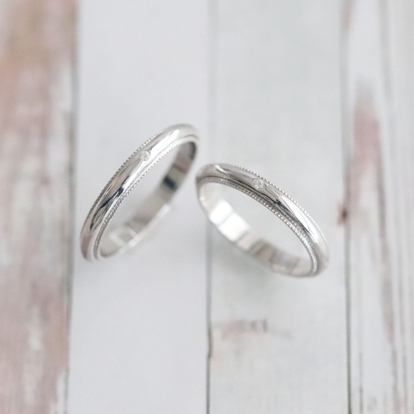 【結婚指輪】甲丸_ダブル1カラー_ミルグレイン_ベース3.0mm_ダイヤモンド1P_Pt900