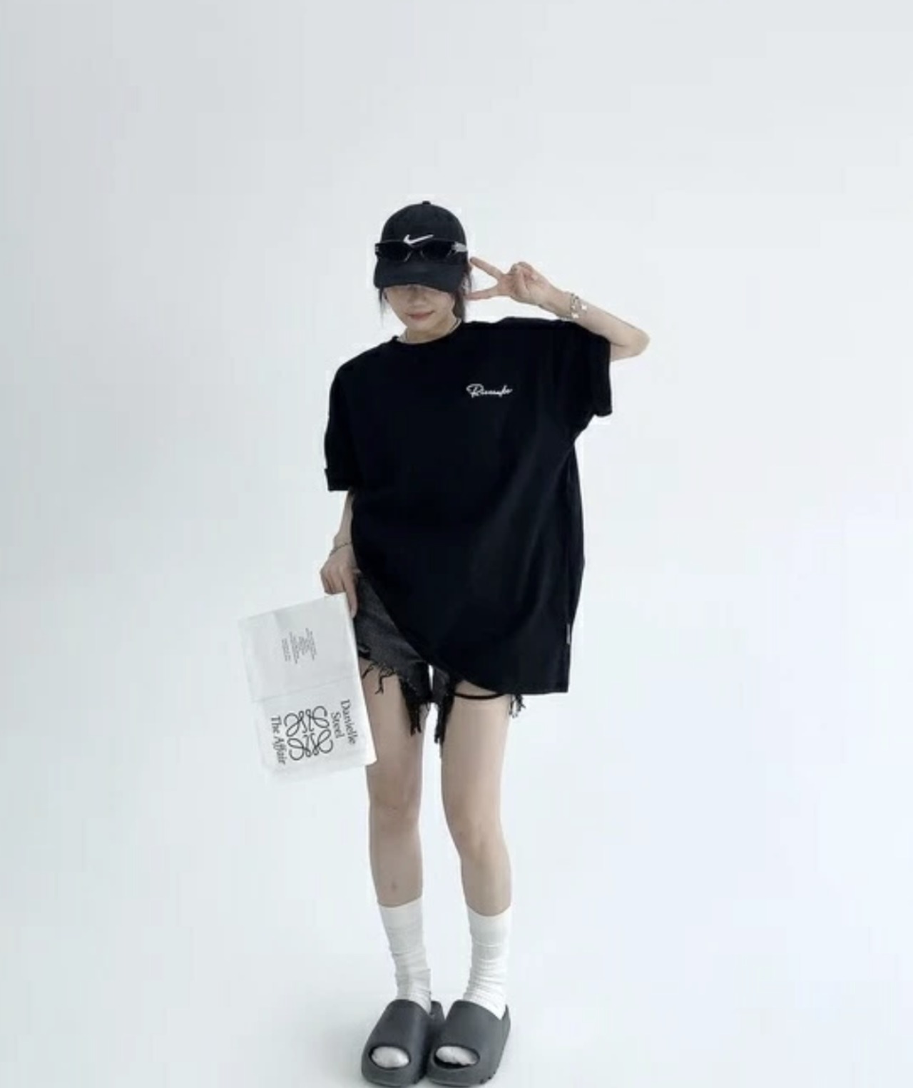 OISIS021 バックジャカードパッチ刺繍Tシャツ