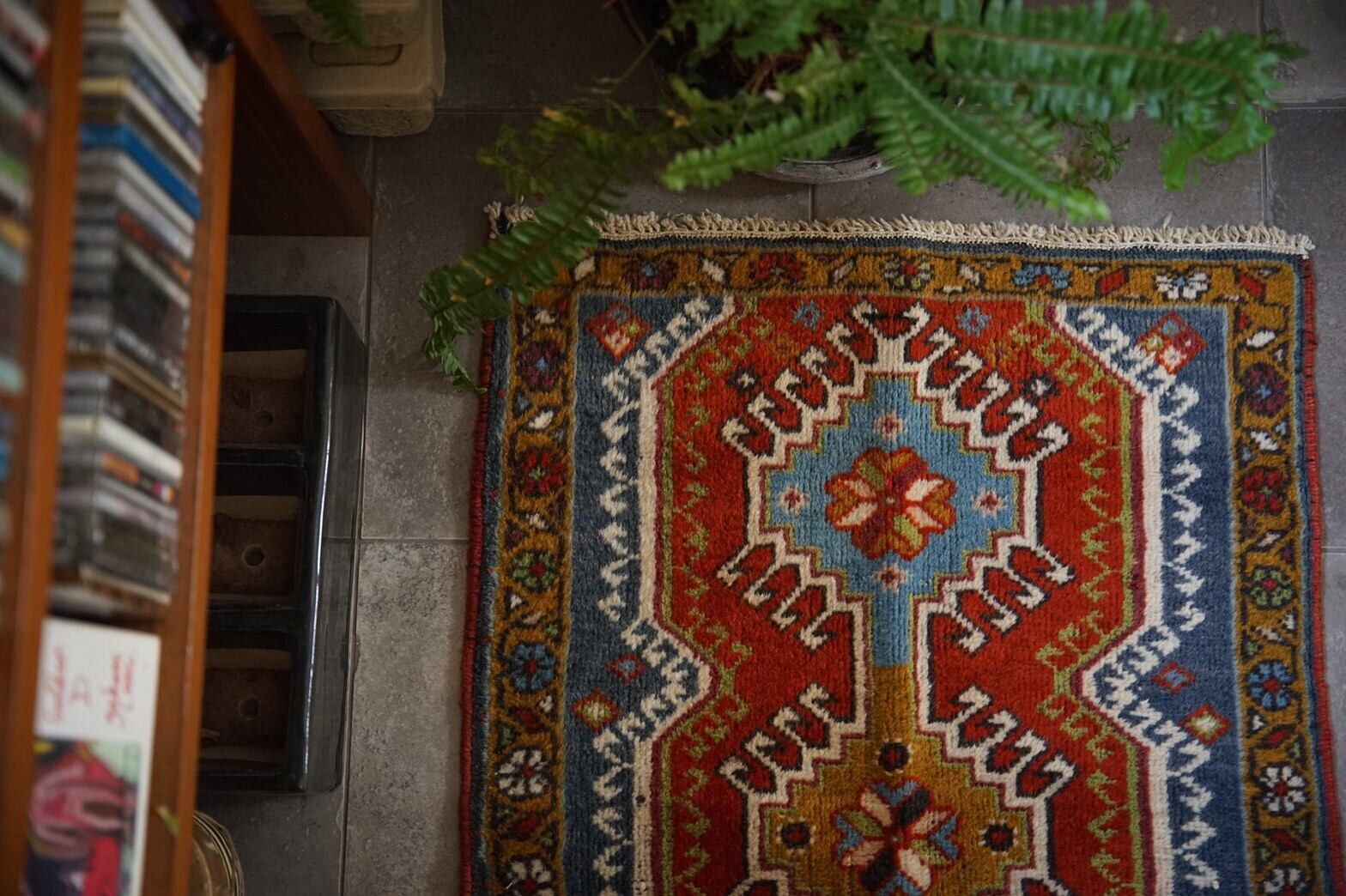 216 -Vintage qashqai rug