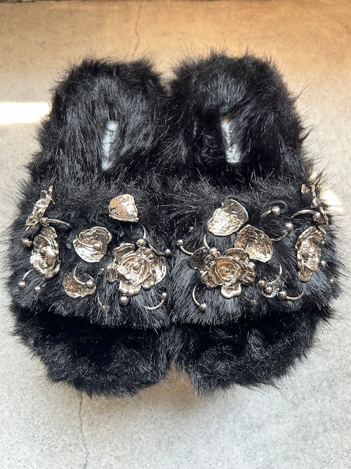 CHIKAKISADA   piercing fur sandal