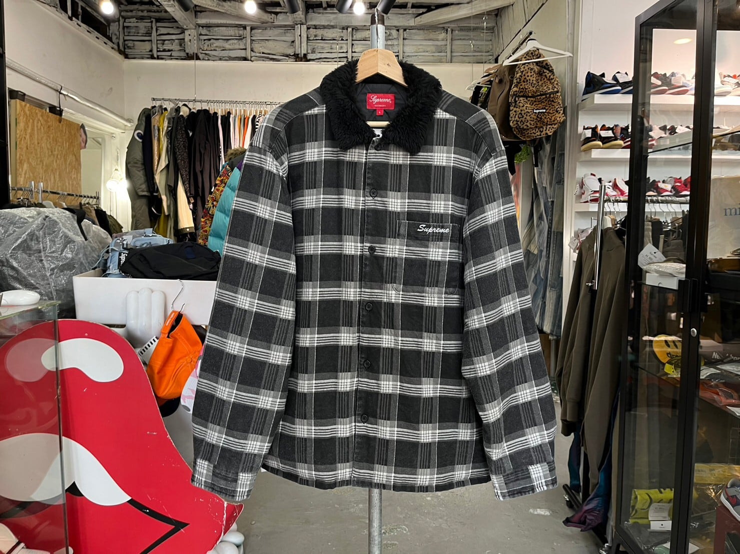 Supreme FAUX FUR COLLAR FLANNEL SHIRT BLACK LARGE