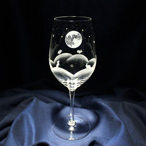うさぎモチーフのワイングラス【月夜が楽しいうさぎたち／ワイングラス