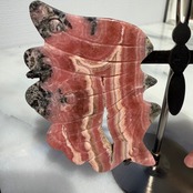 アルゼンチン産 インカローズ(ロードクロサイト) バタフライ カービング スタンド付き＊天然石インテリア