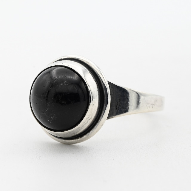 Circle Top Design Black Onyx Ring  #19.0 / Denmark