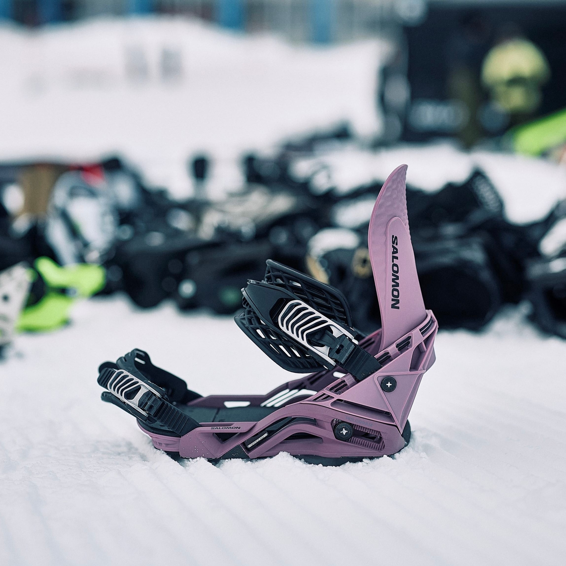 Salomon 『 HOLOGRAM 』 24-25 snowboard スノーボード サロモン Salomon 『 HOLOGRAM 』 24-25 snowboard スノーボード サロモン