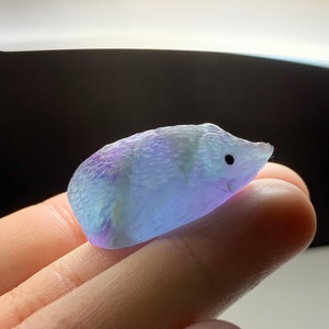 4.可愛い色合い☆フローライト ハリネズミ