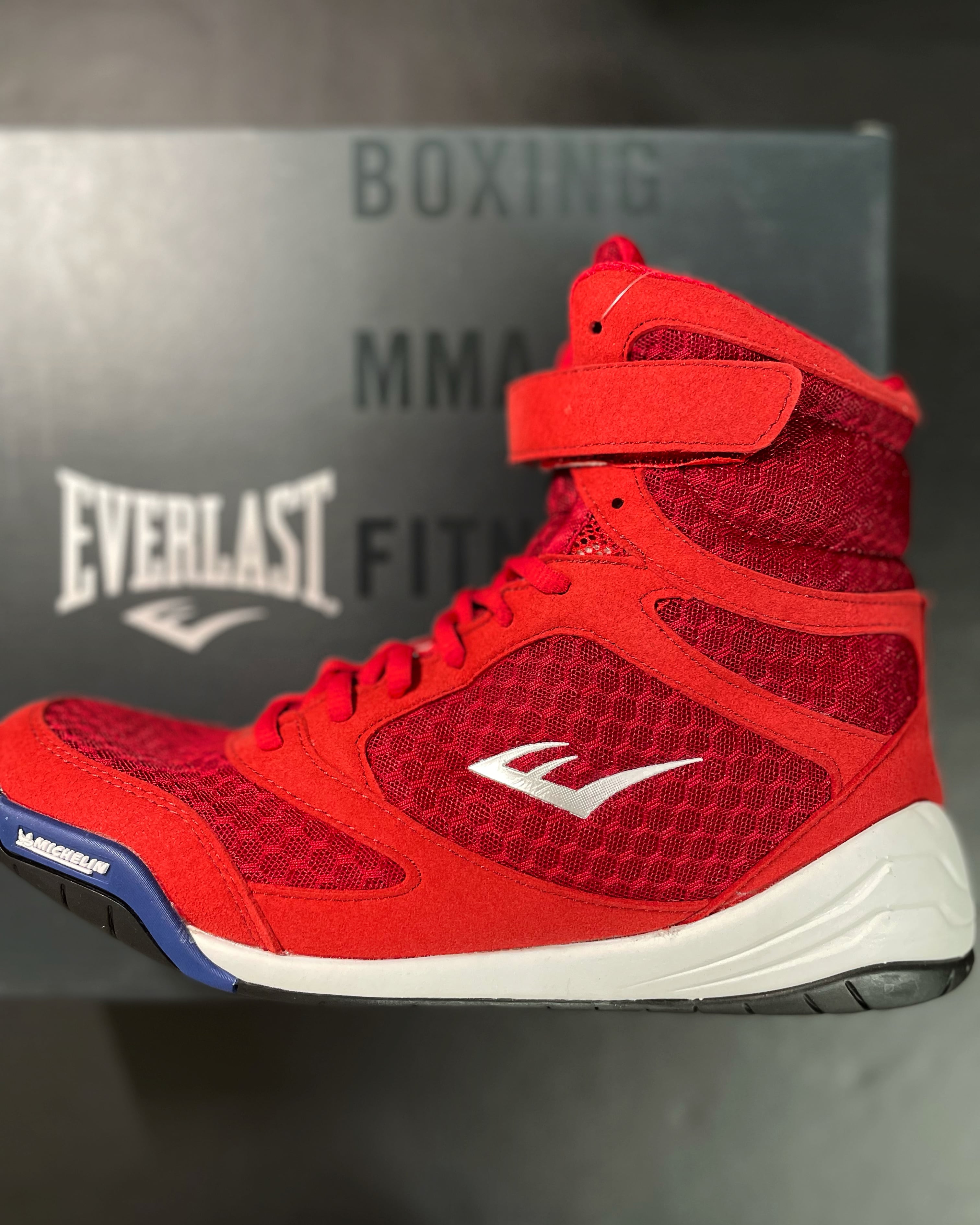 Everlastエバーラストエリートハイトップボクシングシューズ レッドElite Red High Top Boxing Shoes