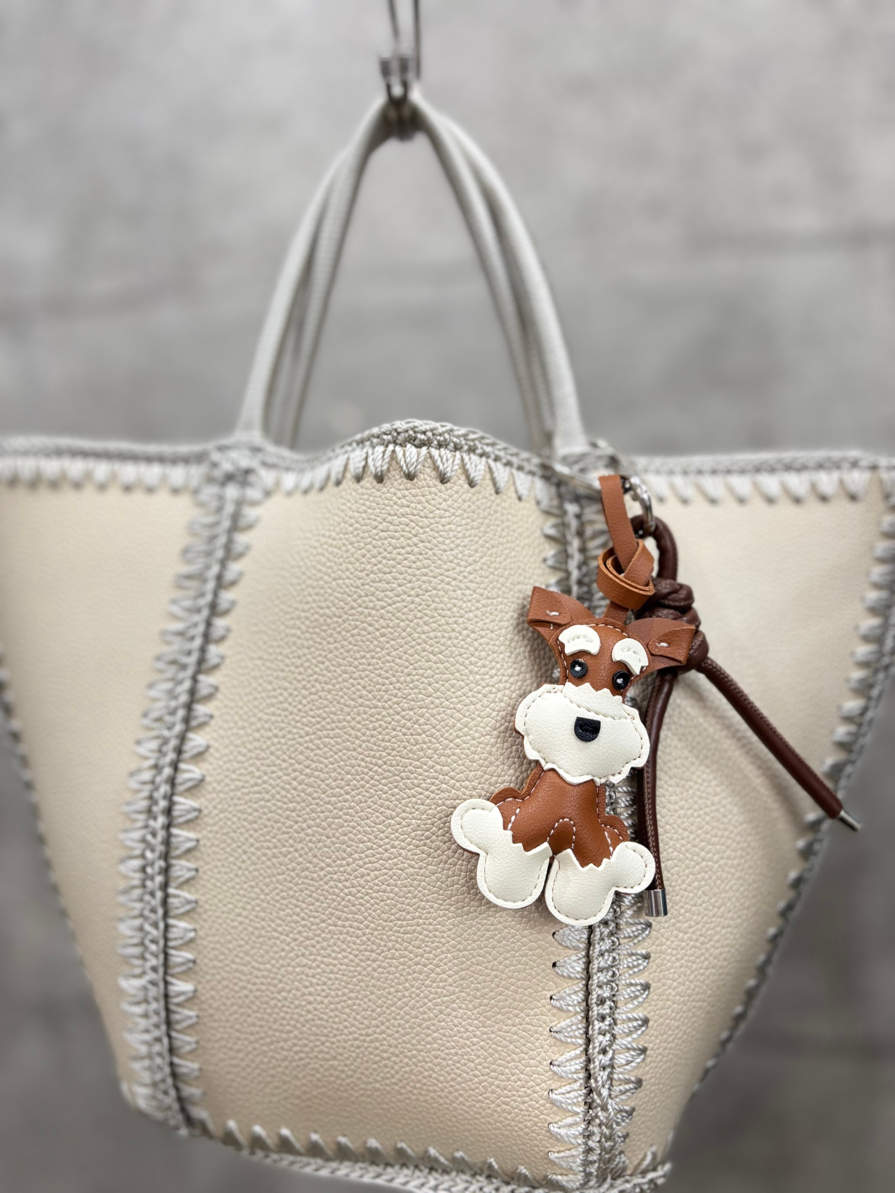 送料無料】 HANEDAYA Select(ハネダヤセレクト) シュナウザーチャーム