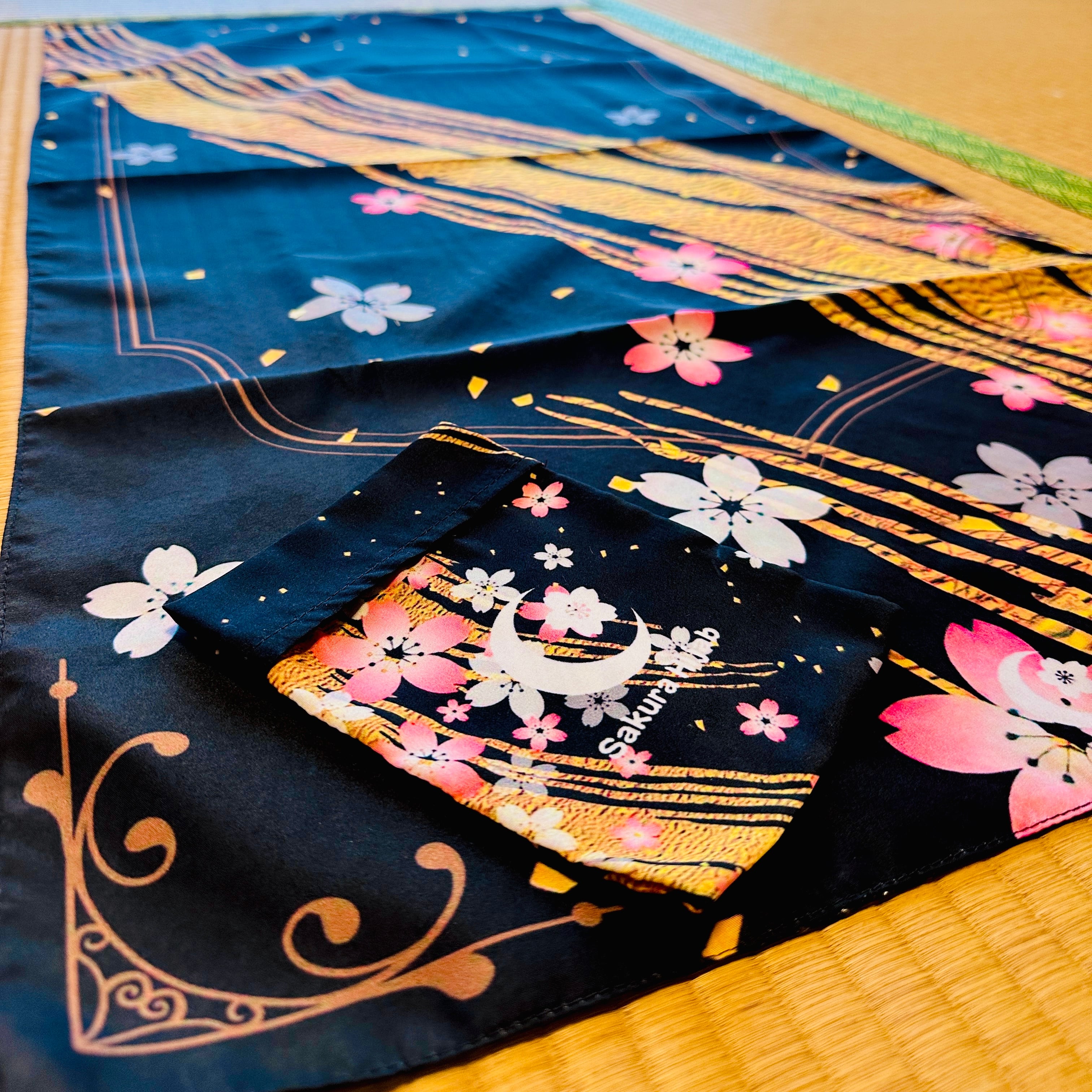 Black】Sakura Sajadah | Sakura Hijab