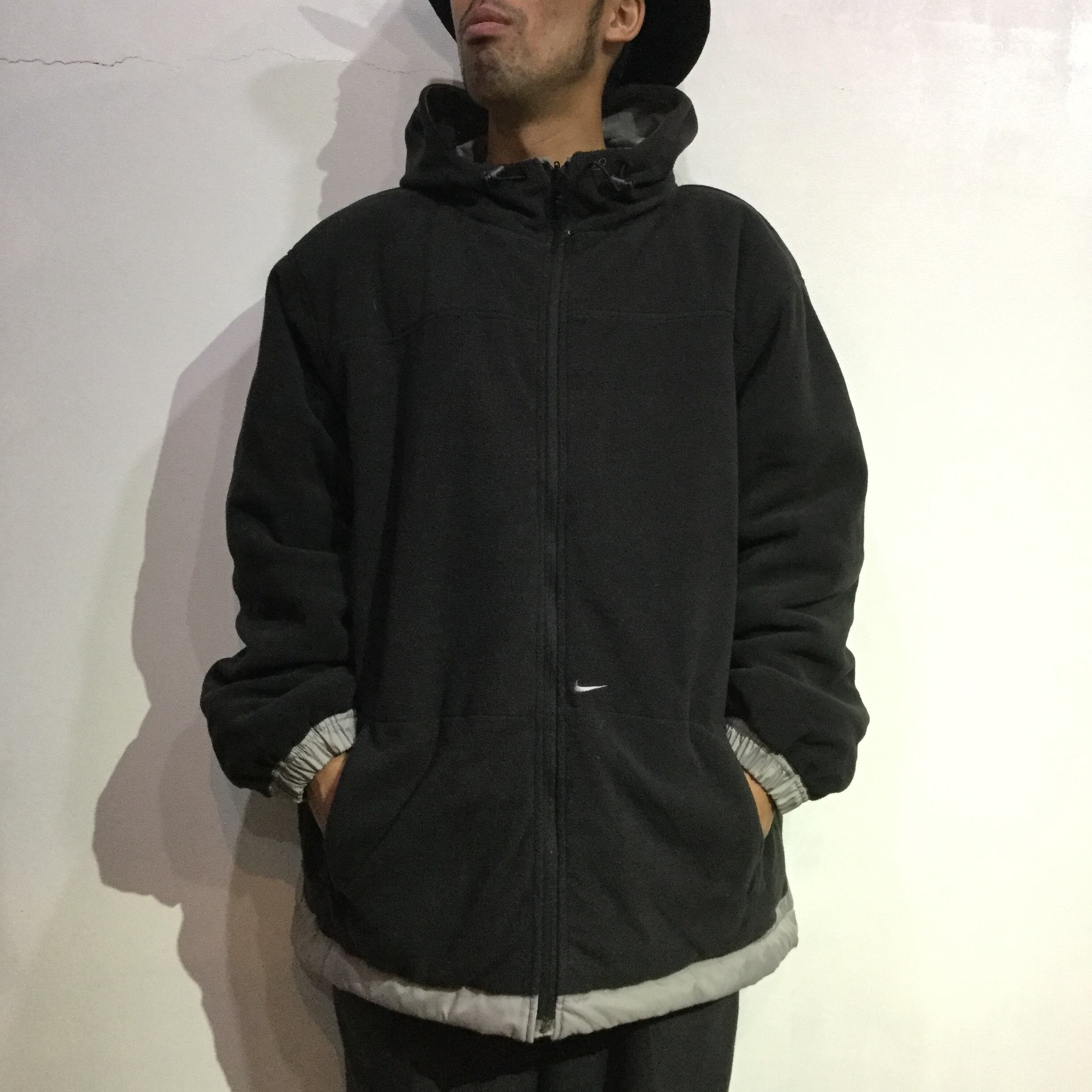 送料無料』NIKE リバーシブルジャケット ナイロン フリース L ス 