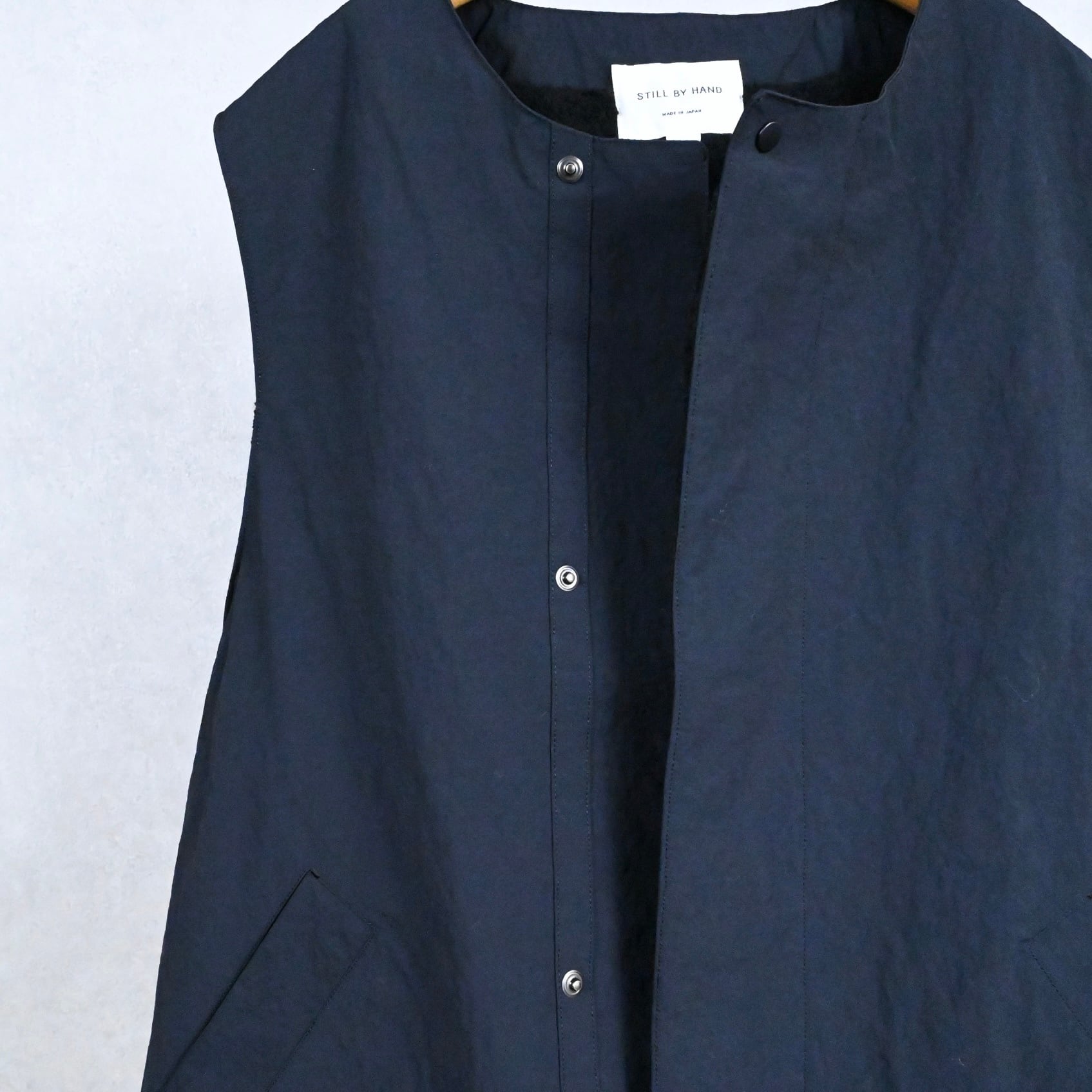25AW》【STILL BY HAND】NYLON BOA VEST スティルバイハンド ナイロン