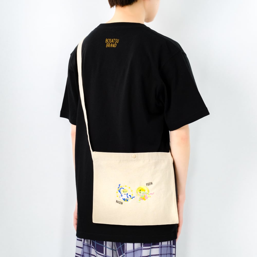 風神雷神 仏像 サコッシュ (刺繍) | BOSATSU BRAND｜ボサツブランドの