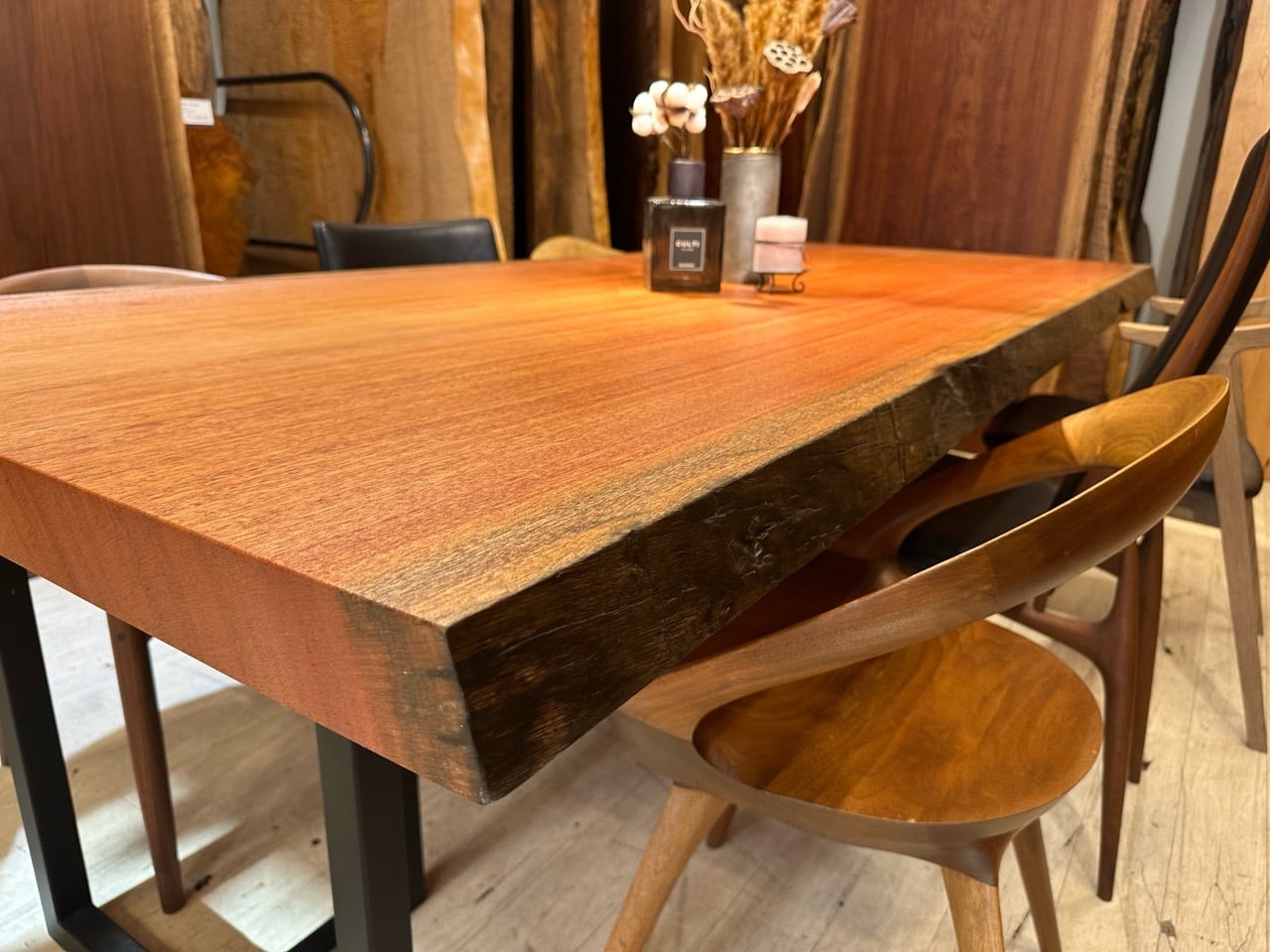 [専用出品]木材インテリア サルスベリ サペリ_2240×980-1300×65_浅草本店_テーブル天板/一枚板 252438 t001