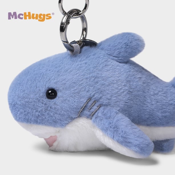 The Great White Bag Charm_MC600288
