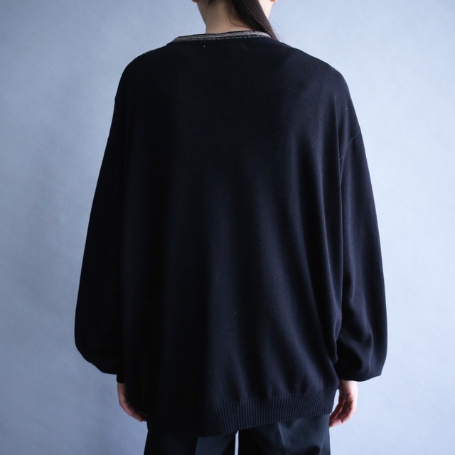 diamond motif and 3d line knit pattern loose sweater