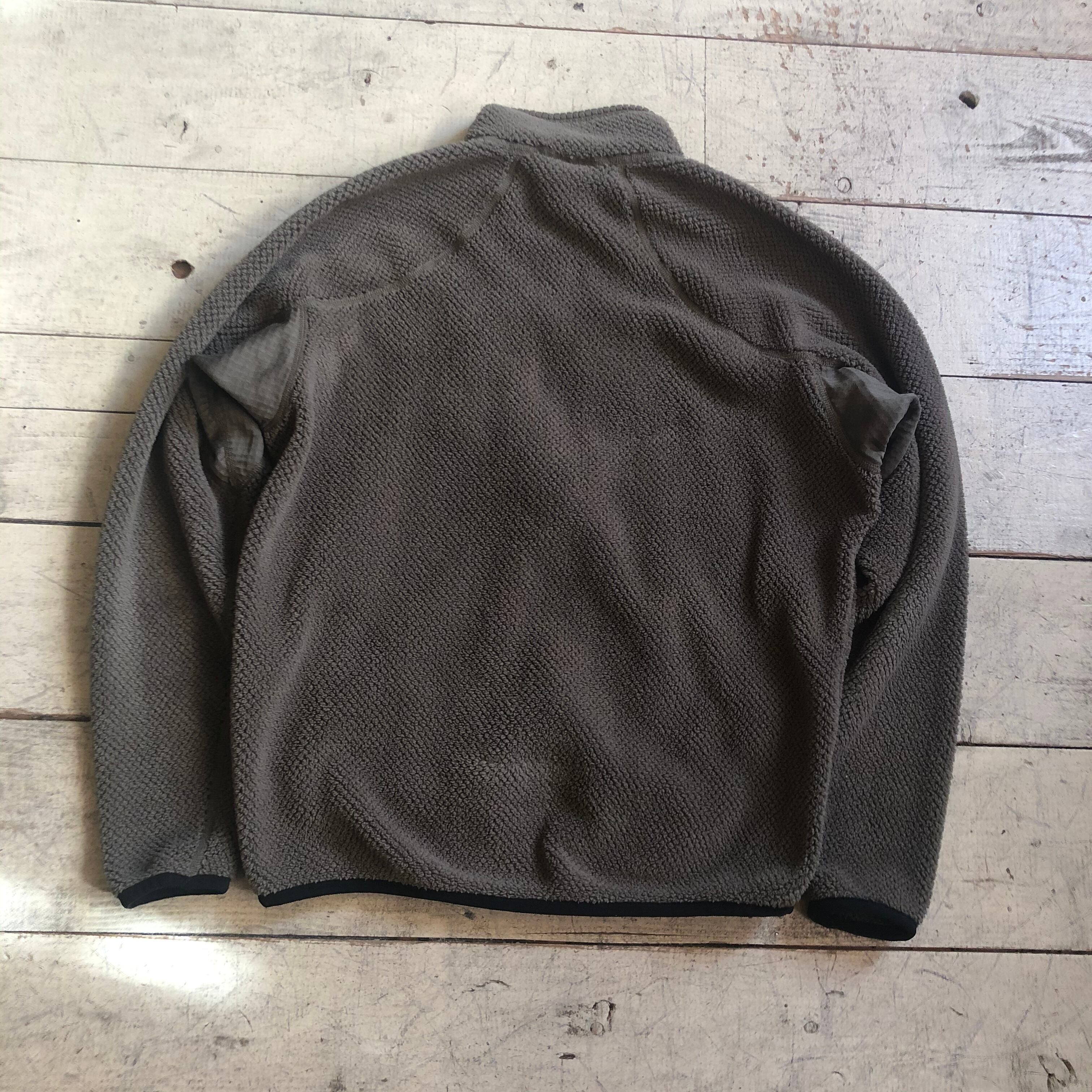 patagonia mars フリースLサイズ  USED