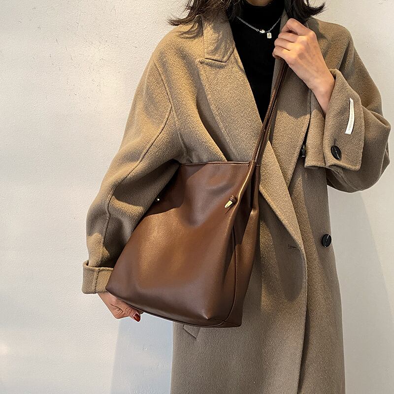ショルダーバッグレザー トートバッグ ハンドバッグ Tiancai_Wing_Bag21258832513