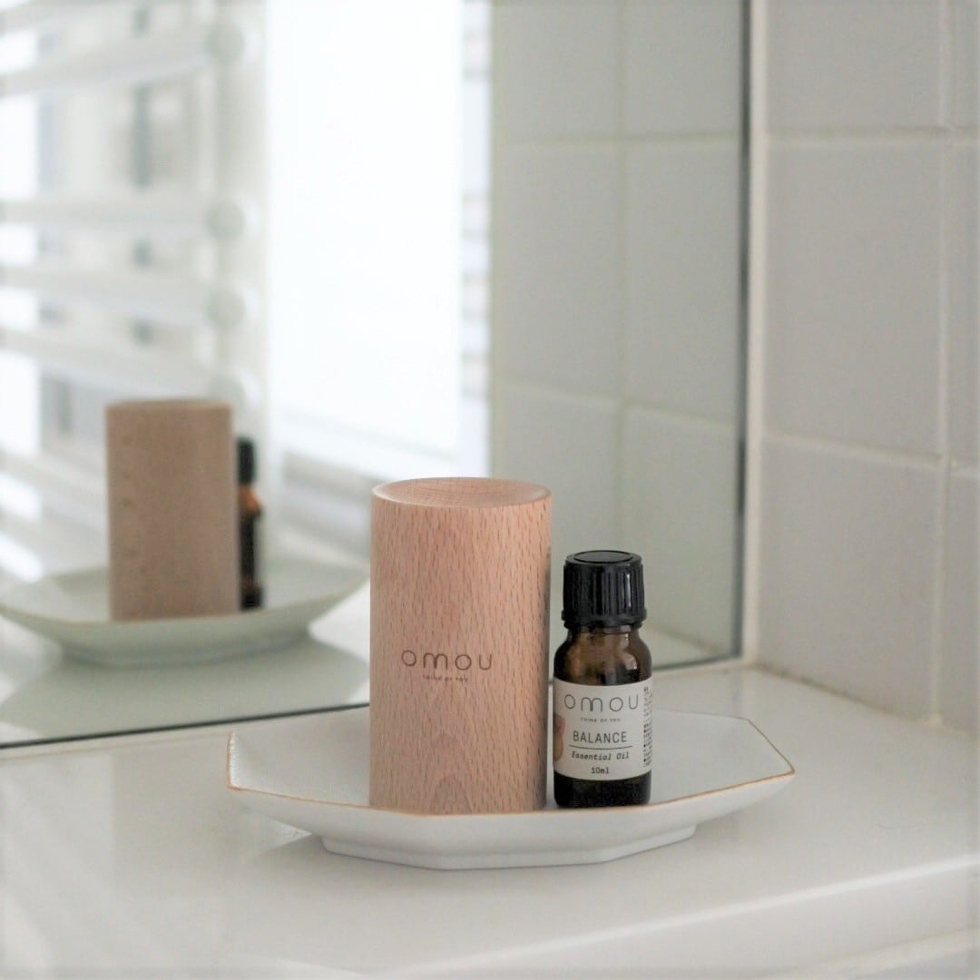 アロマウッド×有田焼ディフューザー | OMOUオモウ | 大切な人へ贈り