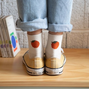 piupiuchick / Short socks w/ Peach