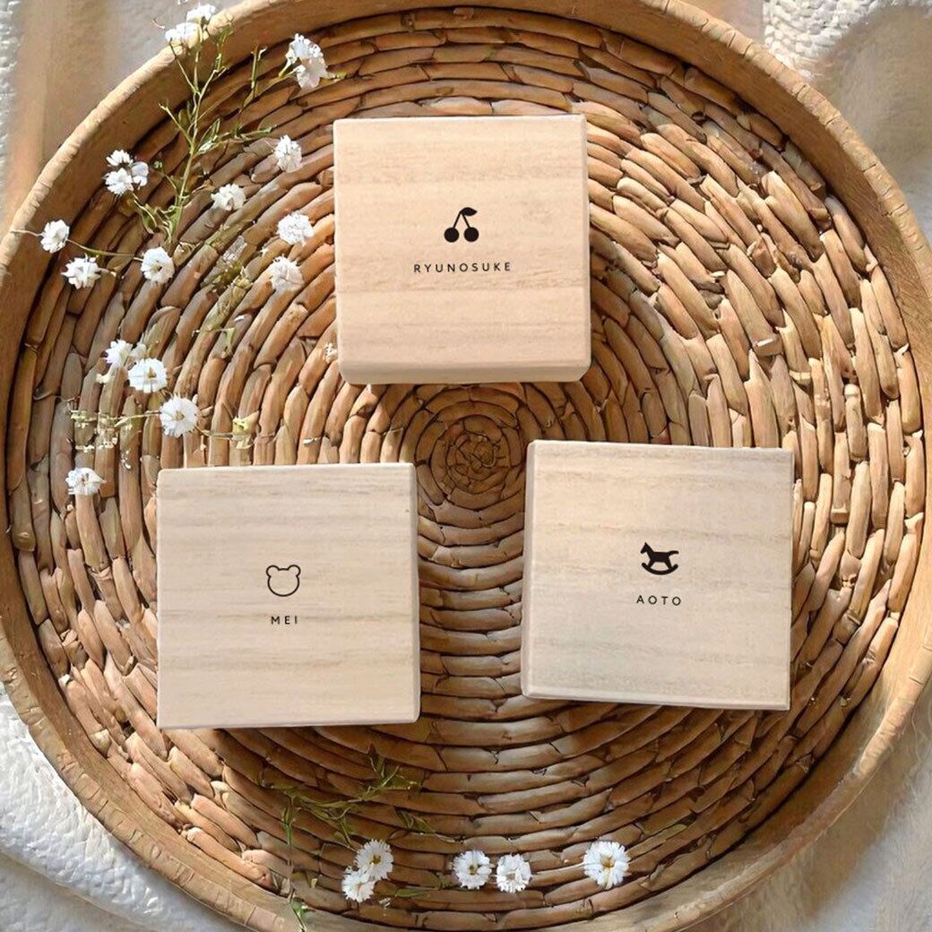 Umbilical cord case 5.5cm×5.5cm - one point -