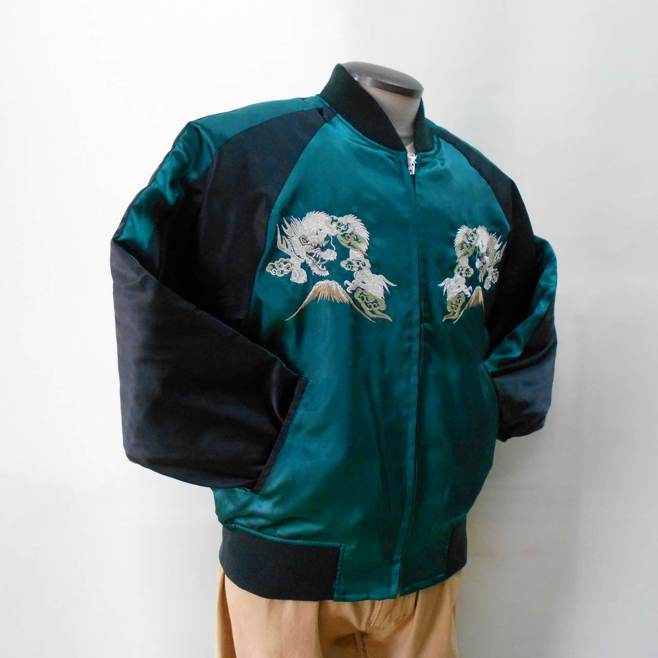 花富士龍刺繍 スカジャン L LL Embroidered jumper(SUKAJYAN 花富士龍刺繍 スカジャン L LL Embroidered jumper(SUKAJYAN