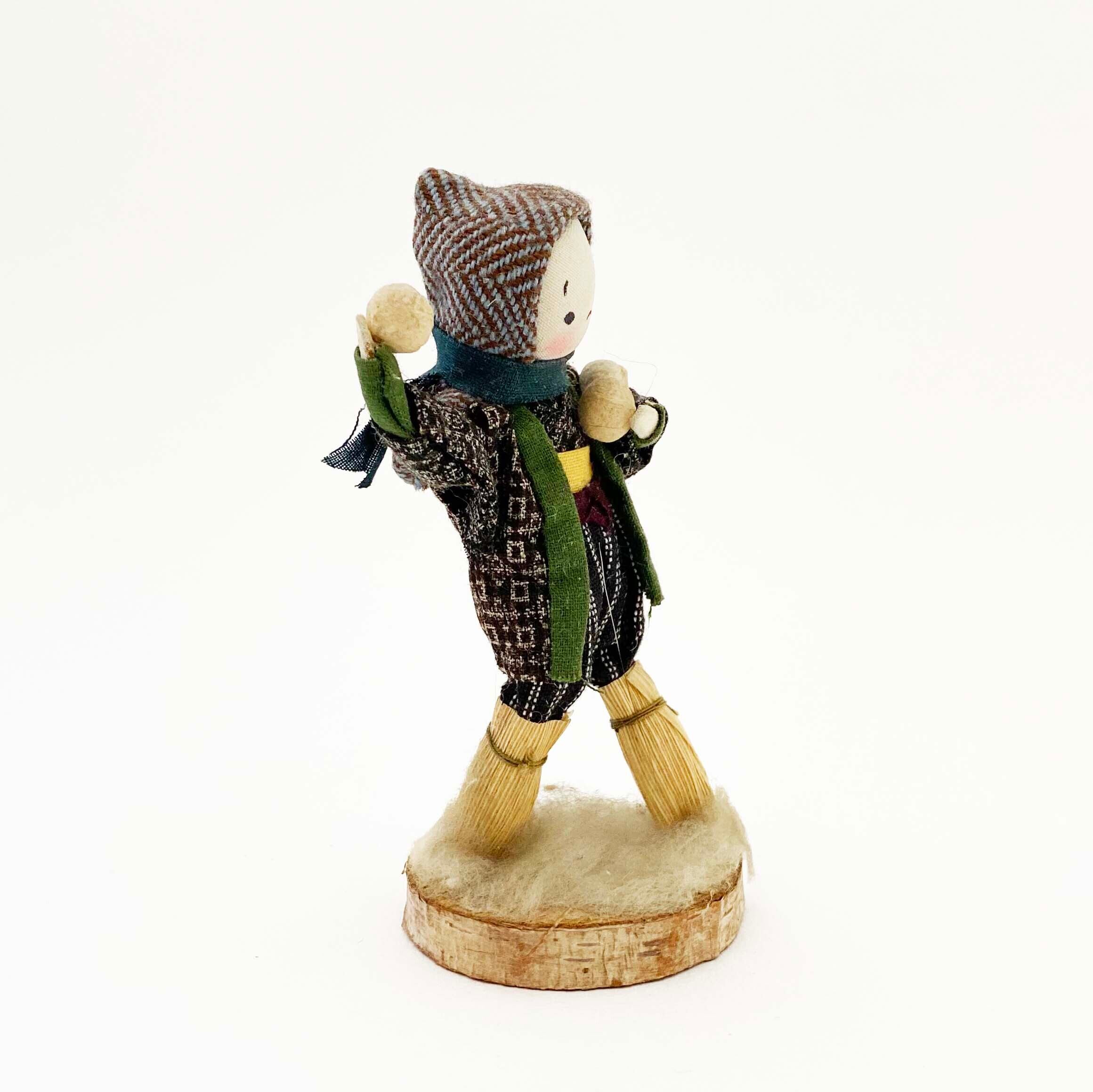 ヴィンテージ木目込み人形（雪ん子）